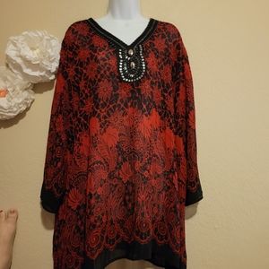 Gorgeous 3x Red and Black top from Maggie Barnes